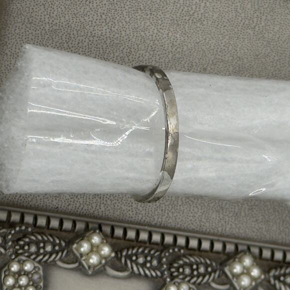 Purple Amethyst Ring In 925 Sterling Silver Size 7 with other stones. Vintage. - Picture 3 of 11